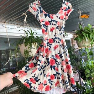 Backless Mid Flower Dress
